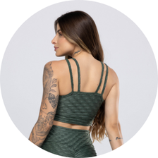 04 top fitness alto releco cirre alcas finas verde militar